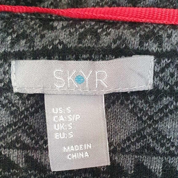 SKYR Wool Blend mid-weight hooded Jacket zip off hood Women's Size S - Picture 14 of 15